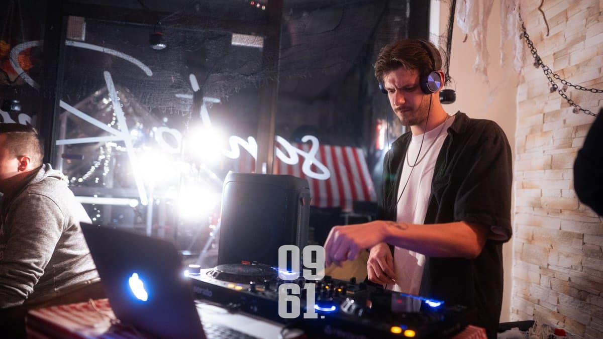 Zirkus Freakshow - SantoRino Bar preview