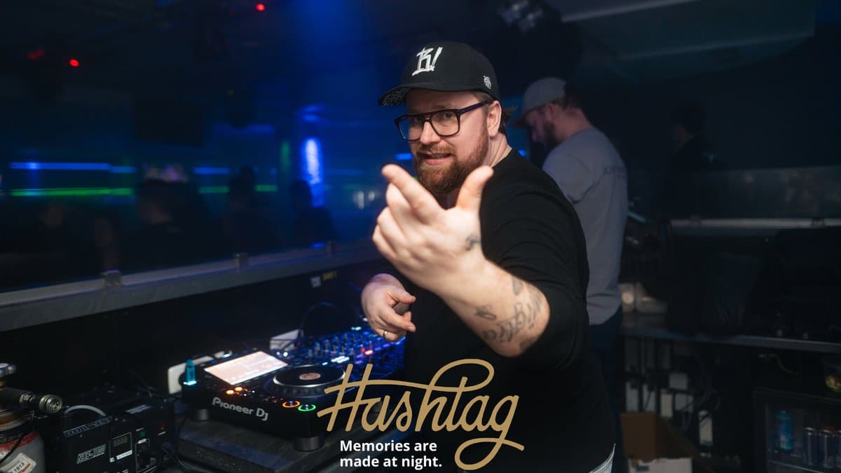 365 Nächte - Hashtag