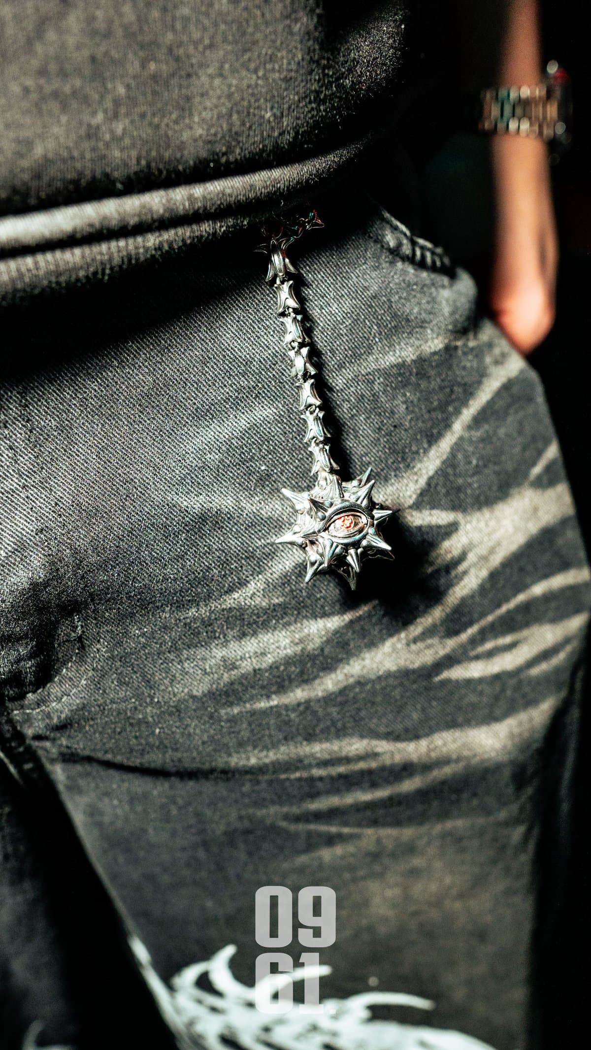 VOLTAGE VOYAGE - Mad House preview