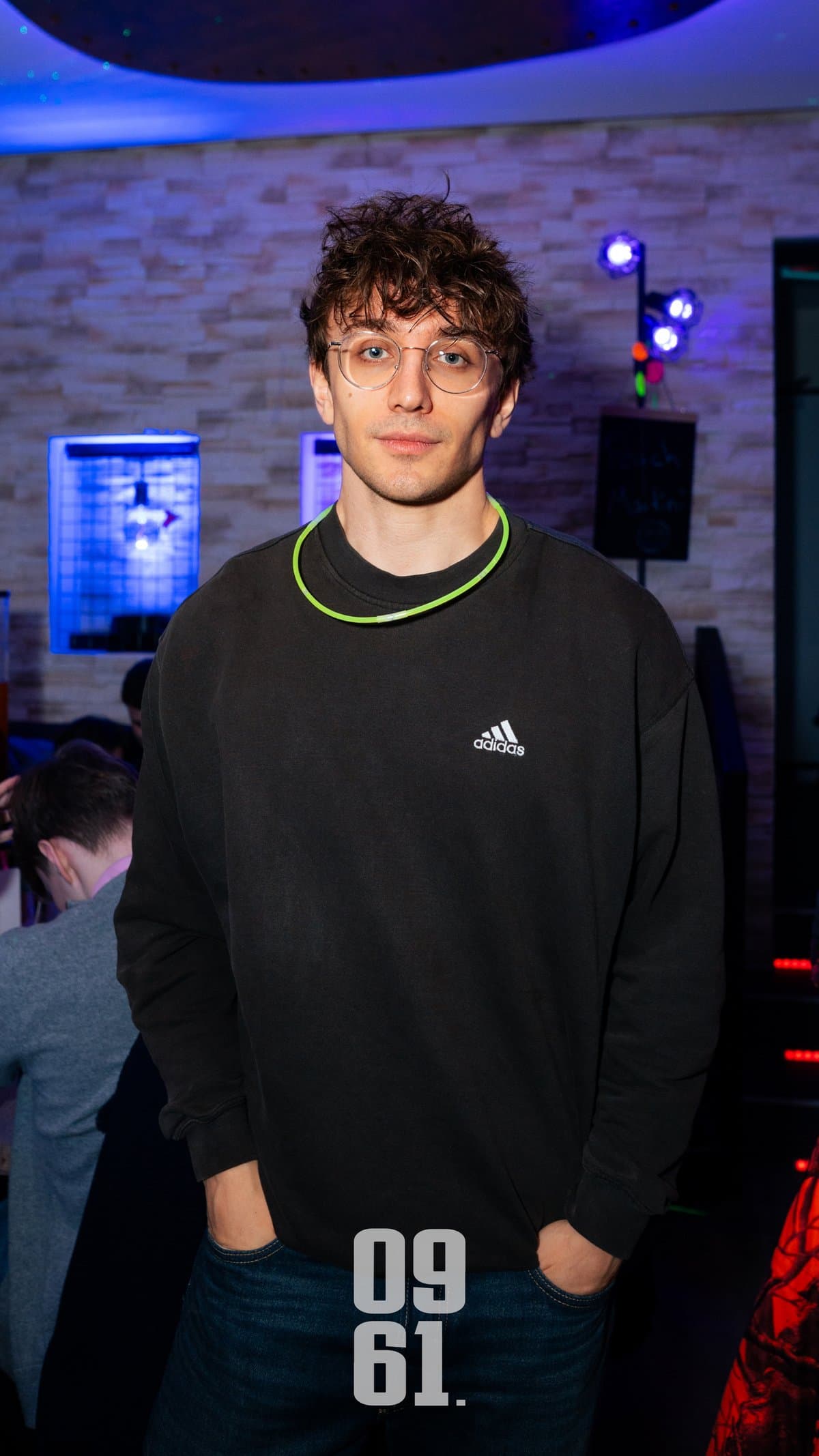 Neon White Party - SantoRino Bar preview