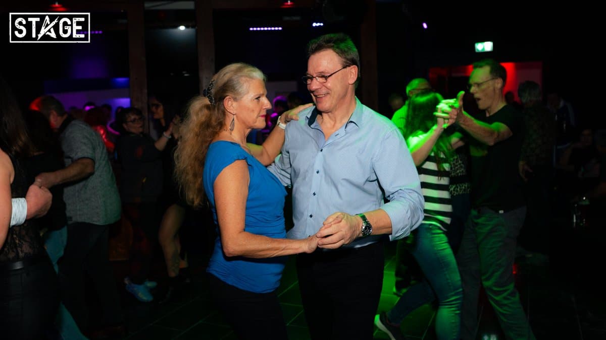 Ü30 - Stage preview