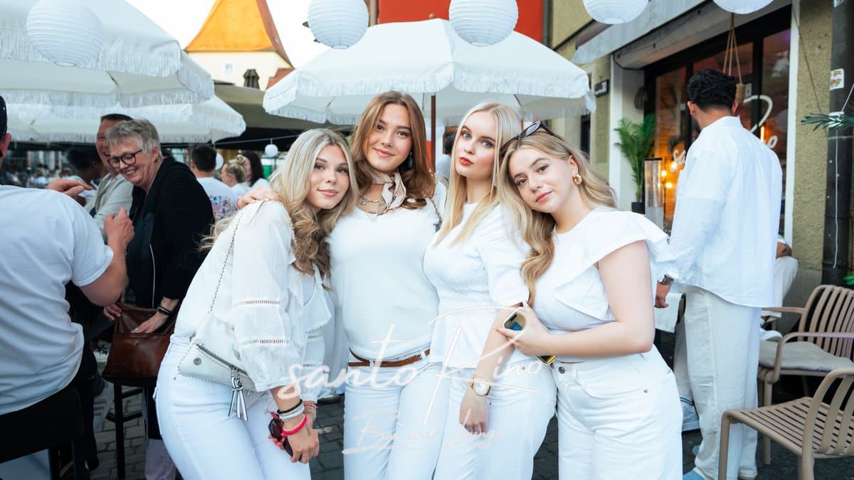 White Night - SantoRino Bar